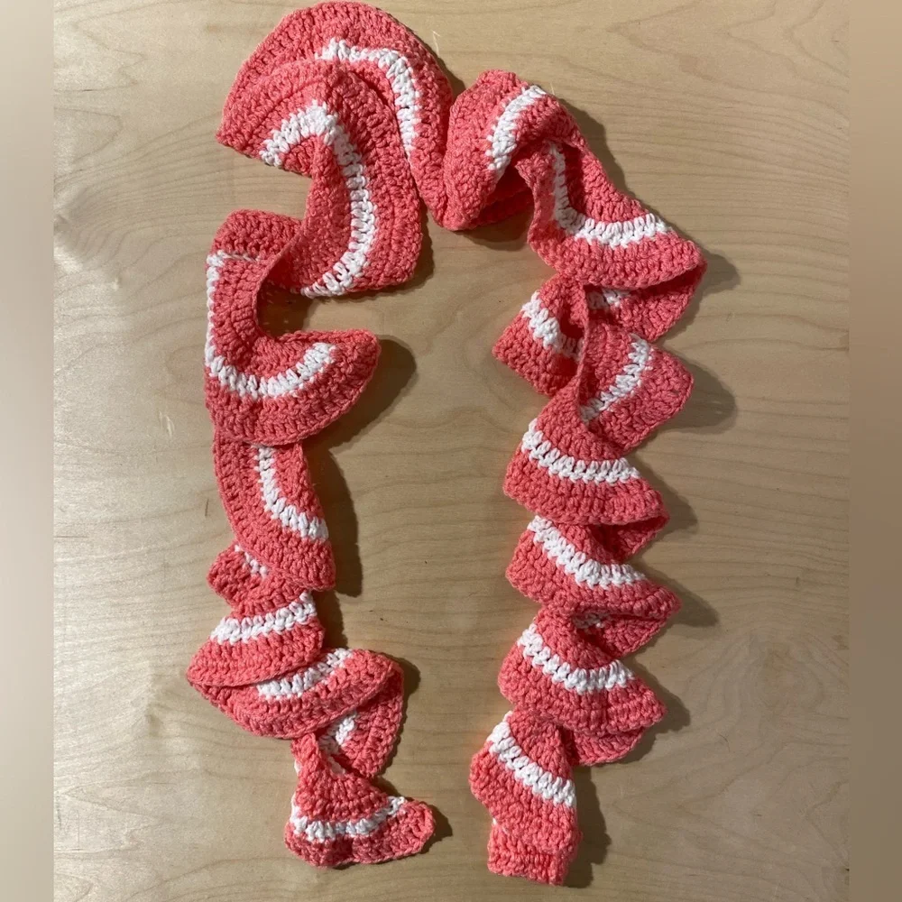 Pink and White Ruffled Crochet Scarf (EY)